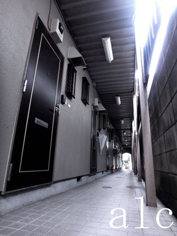 エントランス　ゆとりのあるエントランスです