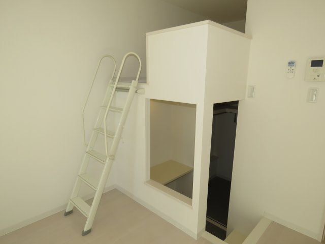その他部屋・スペース　ロフト　DEN1.5帖　クローゼット