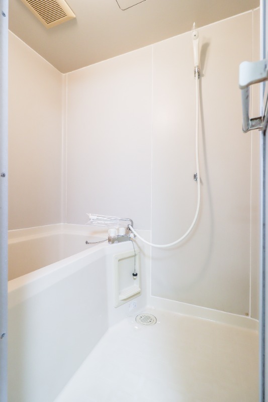 バス・シャワールーム　図面と現状に相違がある場合には現状を優先