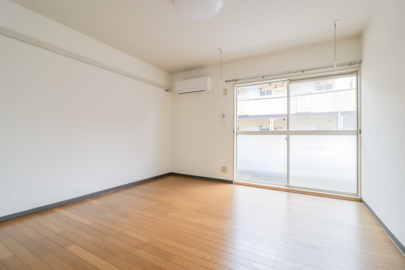 居室・リビング　図面と現状に相違がある場合には現状を優先