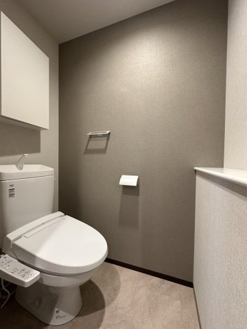 トイレ　トーシン桃ヶ池公園　温水洗浄便座