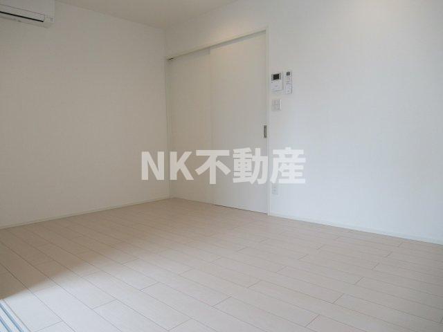 居室・リビング　こちらの居間で趣味の時間をお楽しみください