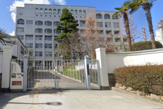 高校・高専　大阪府立夕陽丘高等学校（高校・高専）まで715m