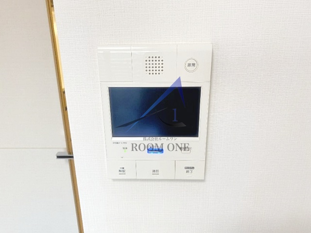 セキュリティ　モニター付きインターホンです。