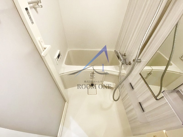 バス・シャワールーム　お風呂です。