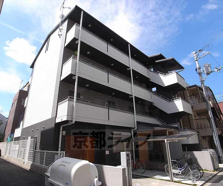 建物外観　龍谷大学近くの築浅物件です。