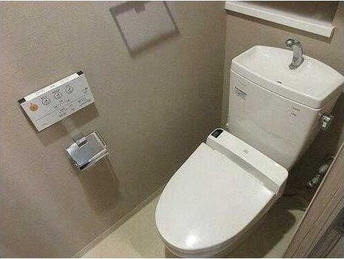 トイレ　他号室参照。参考写真