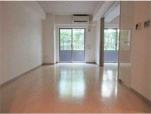 居室・リビング　他号室参照。参考写真