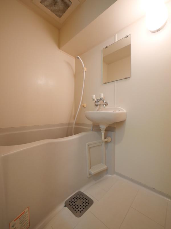 バス・シャワールーム　※別部屋参照