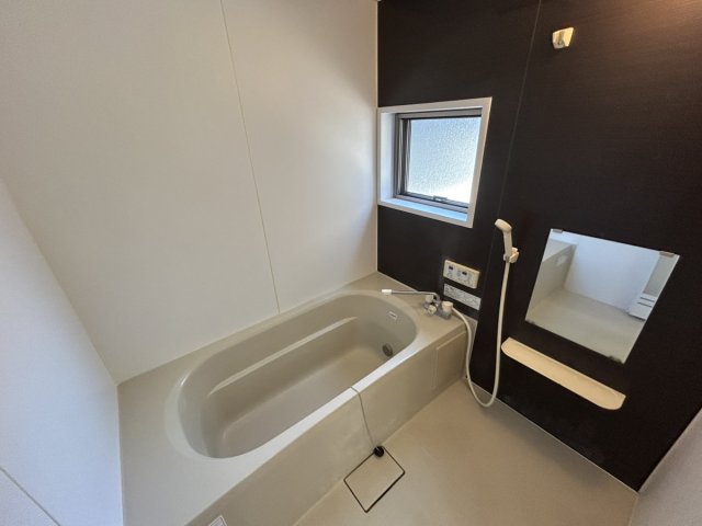 バス・シャワールーム　別部屋画像、同タイプ