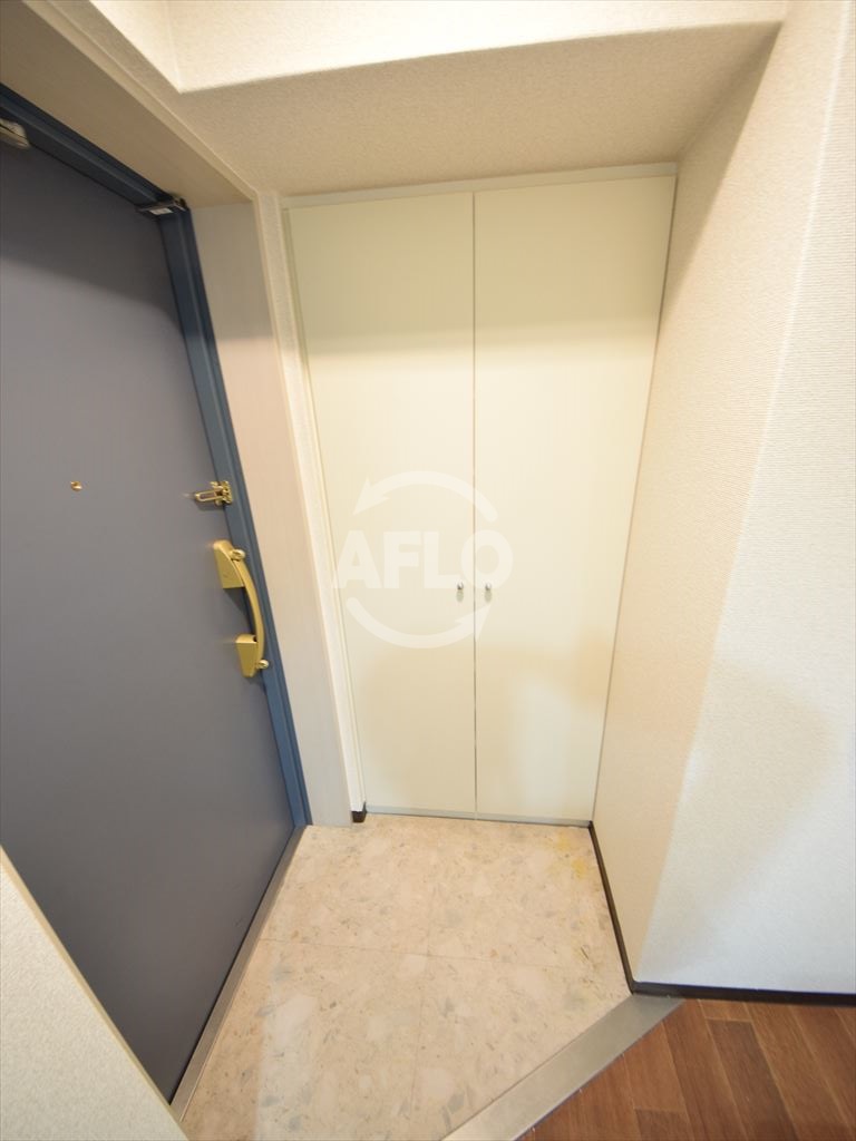 玄関　東小橋II番館　玄関