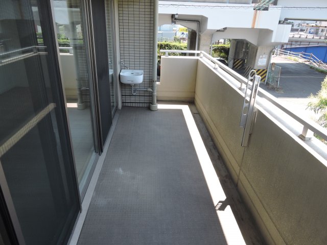 バルコニー　※同物件、別号室別間取りのお部屋写真です。現況優先とします※