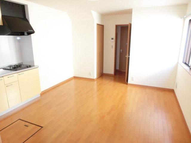 その他部屋・スペース　リビングも明るいです！