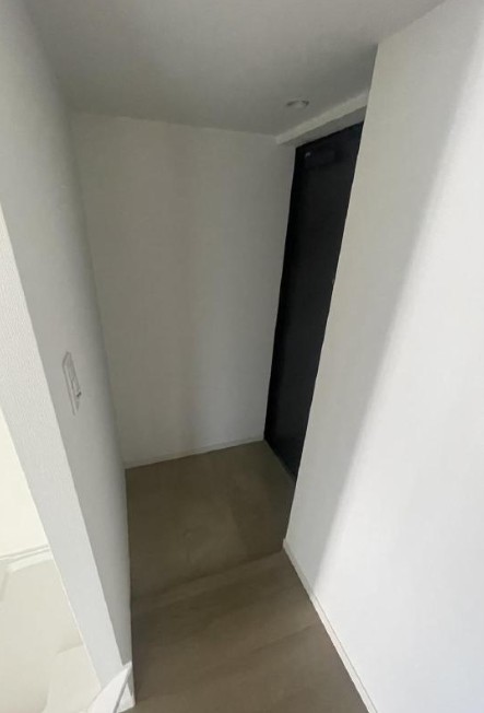 玄関　別部屋参考画像です