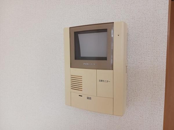 セキュリティ　モニター付きインターホン