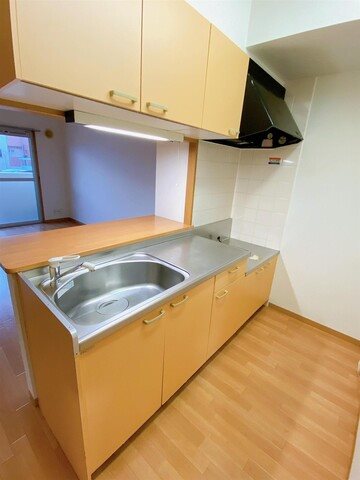 キッチン　※他部屋参照、現況優先
