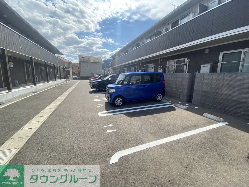 駐車場　駐車場