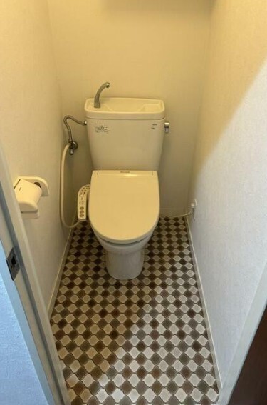 トイレ　※別部屋参考写真