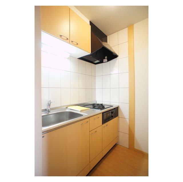 キッチン　調理器具もすっきりと収納できます