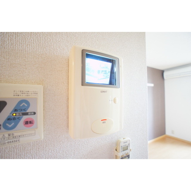 セキュリティ　ＴＶモニタ付インタホンでセキュリティ面に