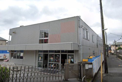 幼稚園・保育園　こまどり幼稚園（幼稚園・保育園）まで372m