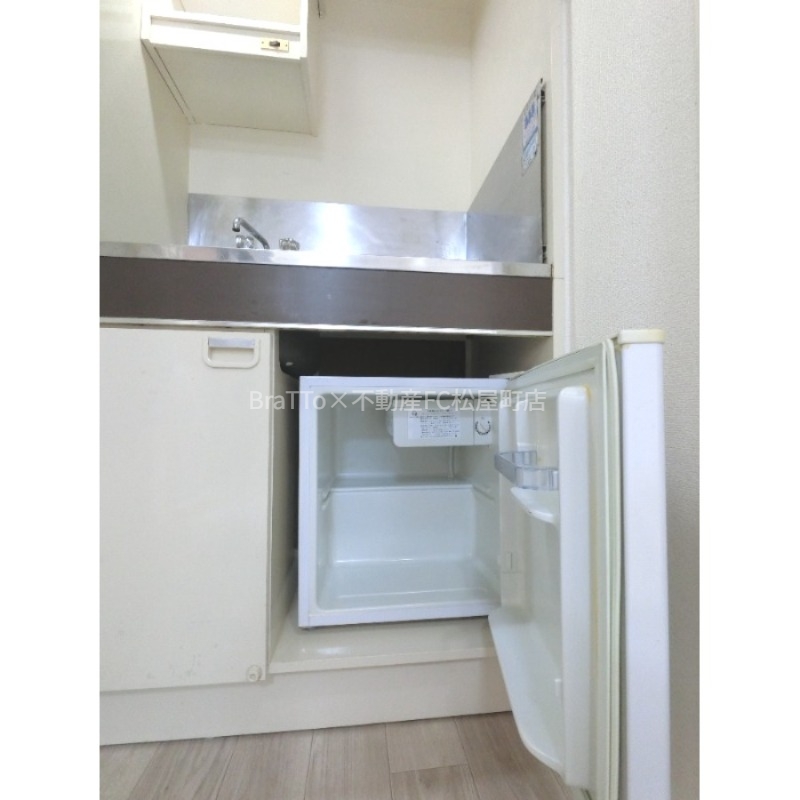 その他設備　冷蔵庫