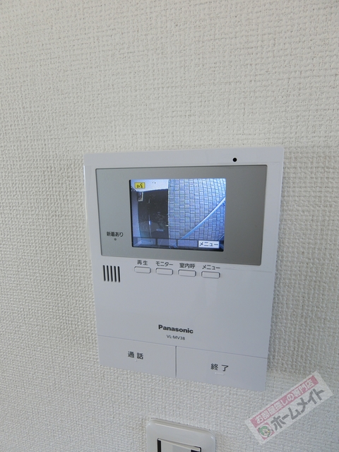 セキュリティ　カラーモニターホンで来訪者を確認できます♪