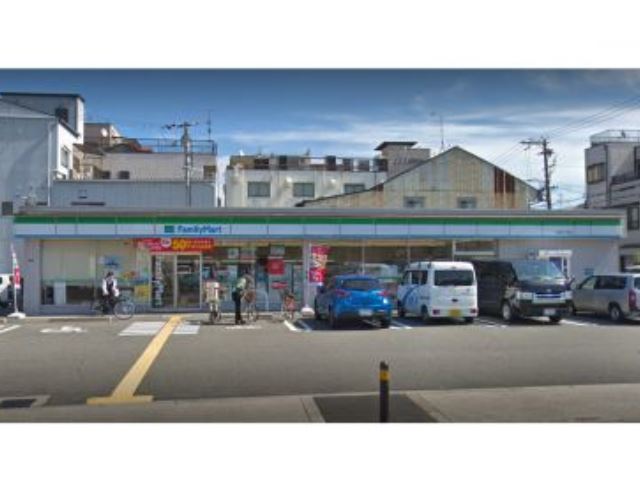 コンビニ　ファミリーマート田島五丁目店（コンビニ）まで158m