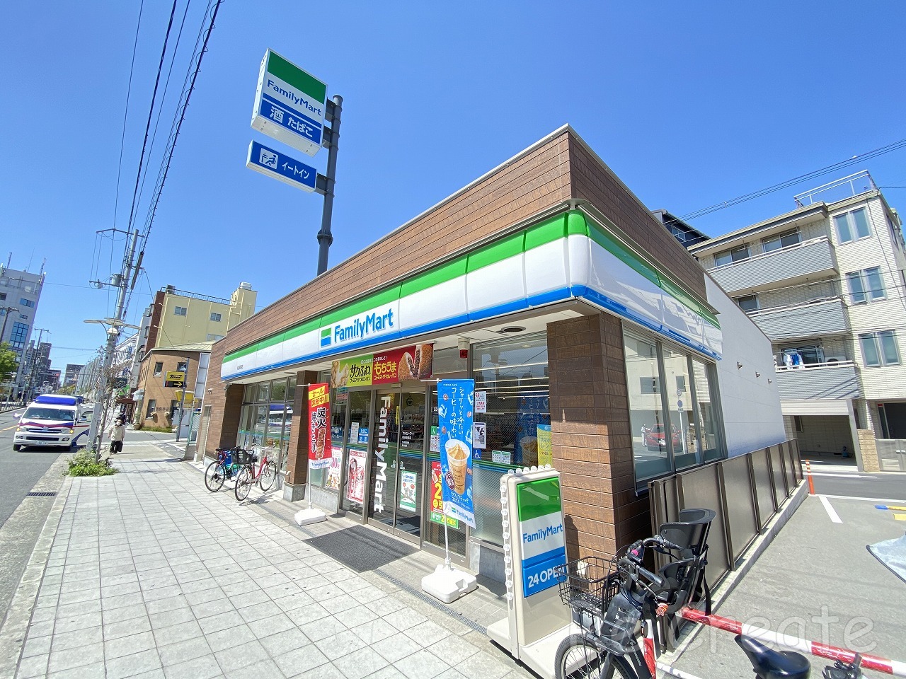 コンビニ　ファミリーマート桃谷駅西店（コンビニ）まで306m