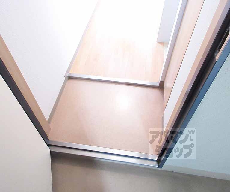 玄関　段差が小さい玄関