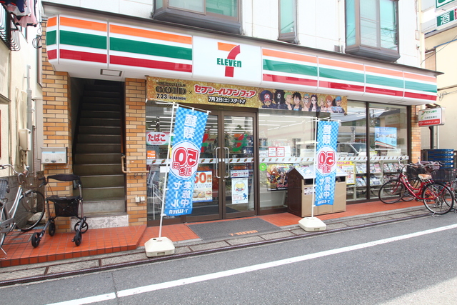 コンビニ　セブンイレブン中野上高田3丁目店（コンビニ）まで390m