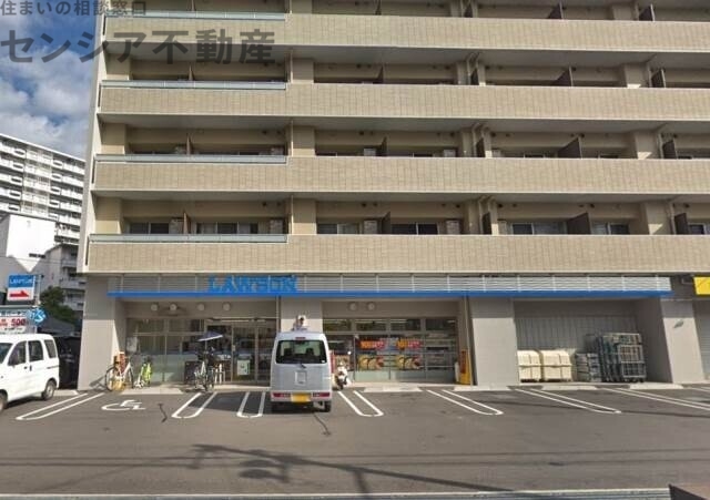 コンビニ　ローソン城東蒲生二丁目店（コンビニ）まで212m
