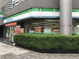 コンビニ　ファミリーマート新川中央大橋店（コンビニ）まで75m
