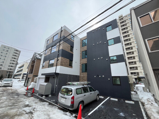 建物外観　白石区南郷通「ＪＡＮＵＳｒｅｓｉｄｅｎｃｅｓ南郷Ｈｉｌｌｓ」