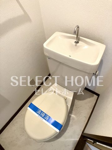 トイレ　ゆったりとした空間のトイレです