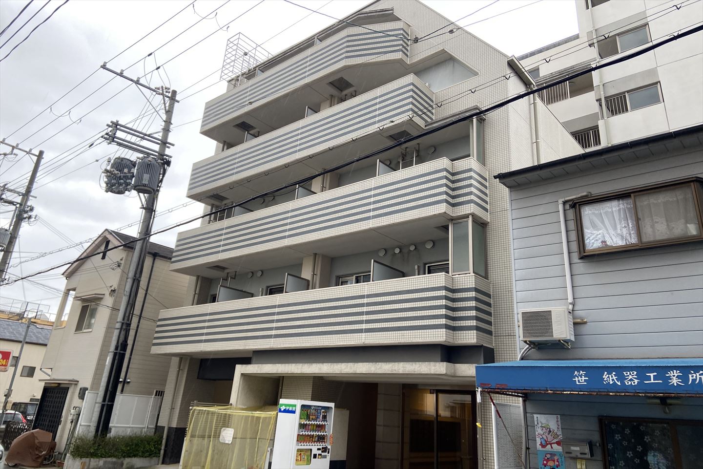建物外観