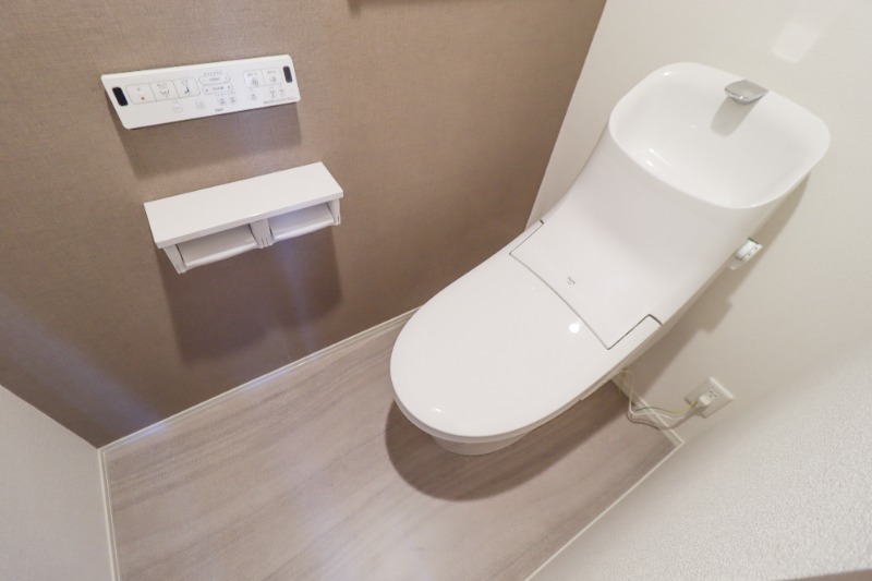 トイレ　図面と現状に相違がある場合には現状を優先