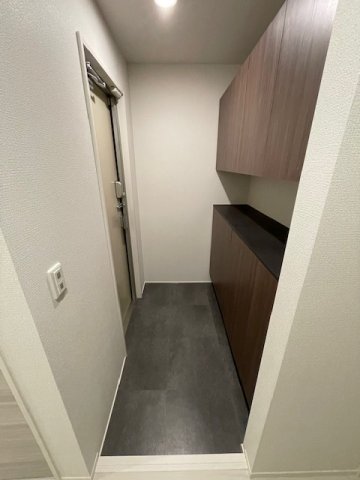 玄関　※写真は同じ施工会社のイメージ写真なります。