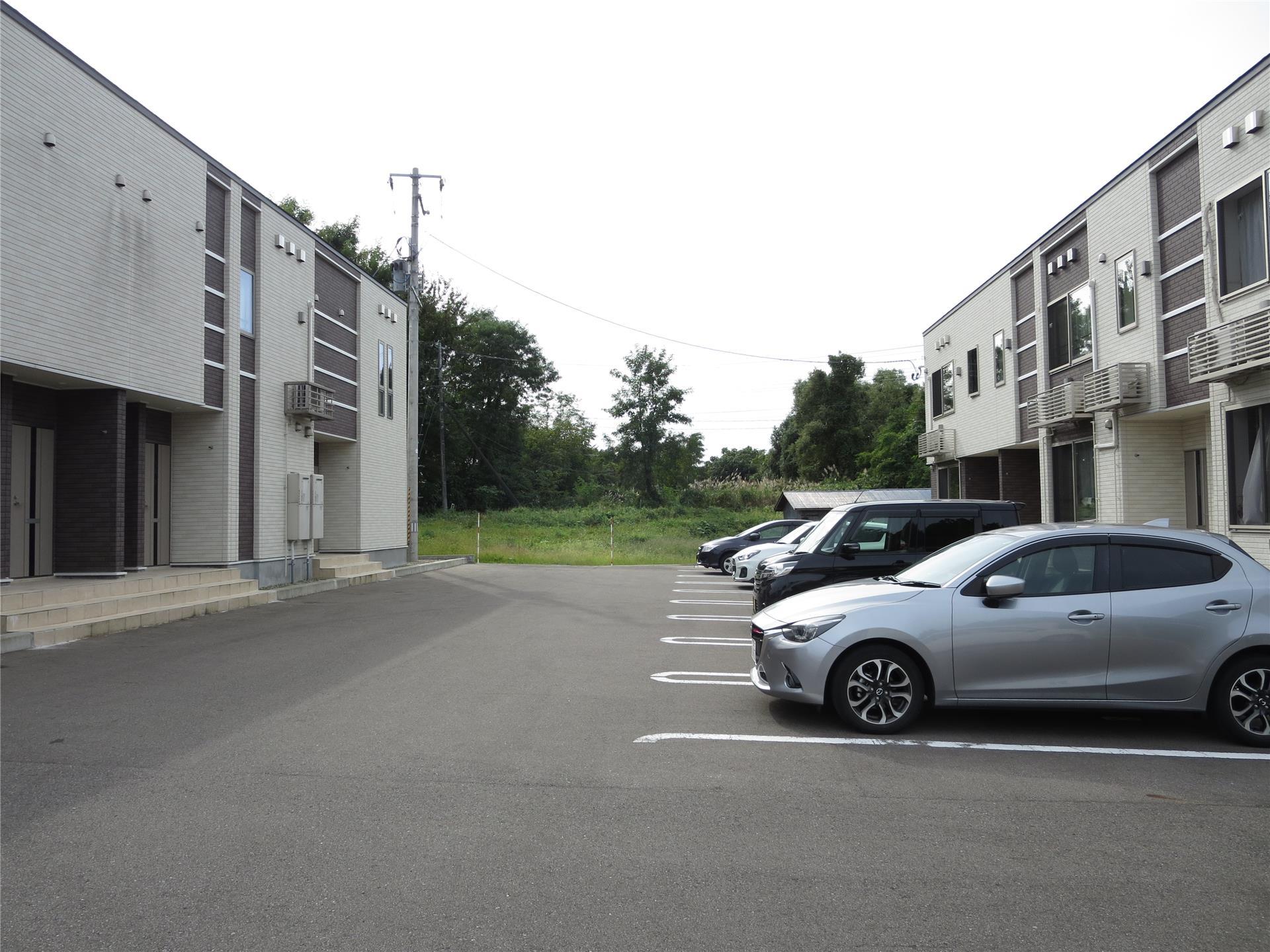 駐車場　駐車場