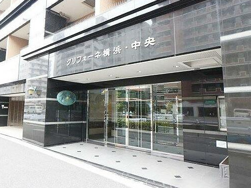 エントランス　グリフォーネ横浜・中央