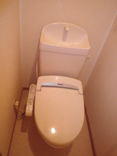 グランドゥール西大寺のトイレ写真