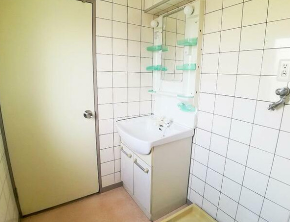 サンビーム・ハタの内装写真