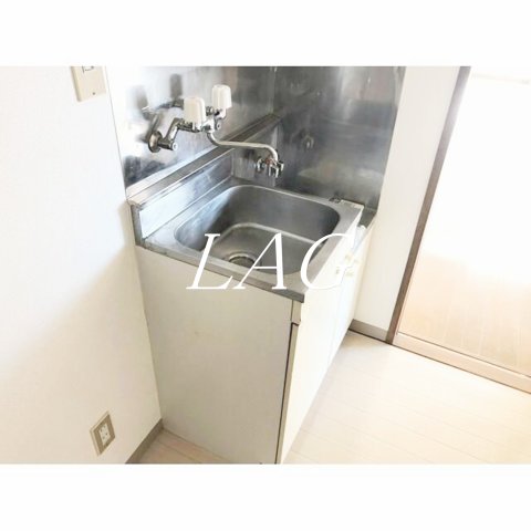 ＪＲ京浜東北線 南浦和駅 徒歩5分 4階建 築39年のキッチン写真