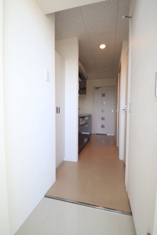 CLUB ORIENT 103の玄関写真