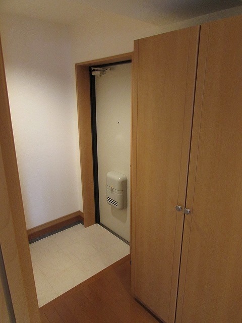 玄関　別号室