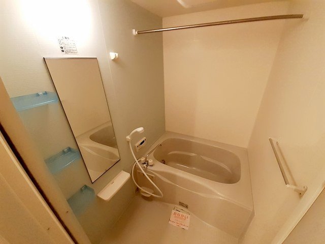 バス・シャワールーム　お風呂です