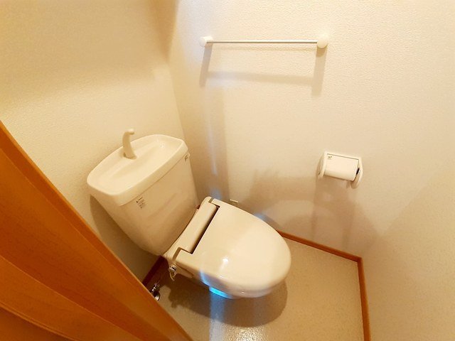 トイレ　ゆったりとした空間のトイレです