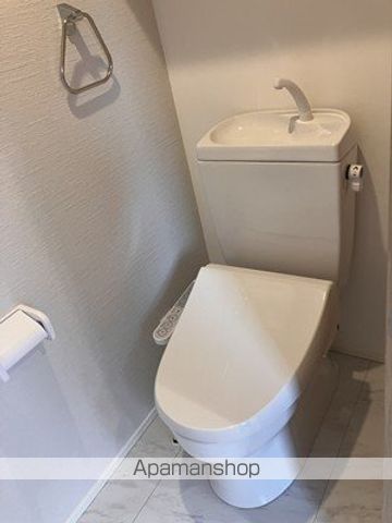 広島電鉄宮島線 井口駅 徒歩8分 2階建 築2年のトイレ写真