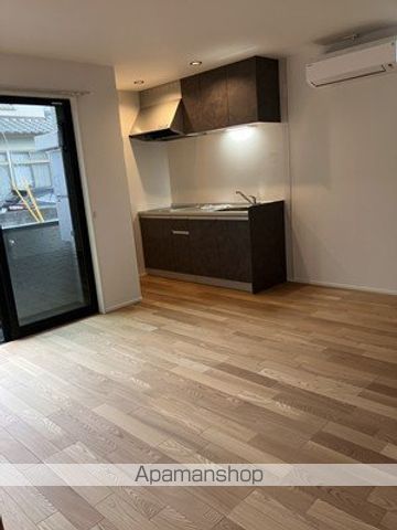 広島電鉄宮島線 井口駅 徒歩8分 2階建 築2年の居間写真