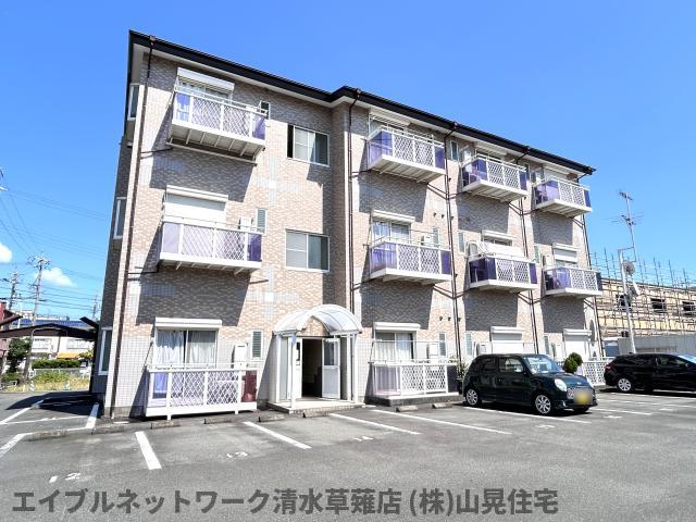 建物外観　外観は落ち着いています